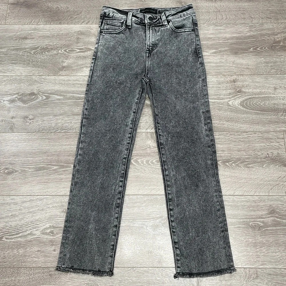 Kendall + Kylie The Icon High Rise Straight Jeans Act One Denim Wash 3/26 - Picture 8 of 16